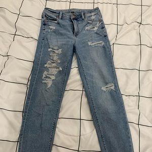 American Eagle, high waisted, mom jeans, size 2